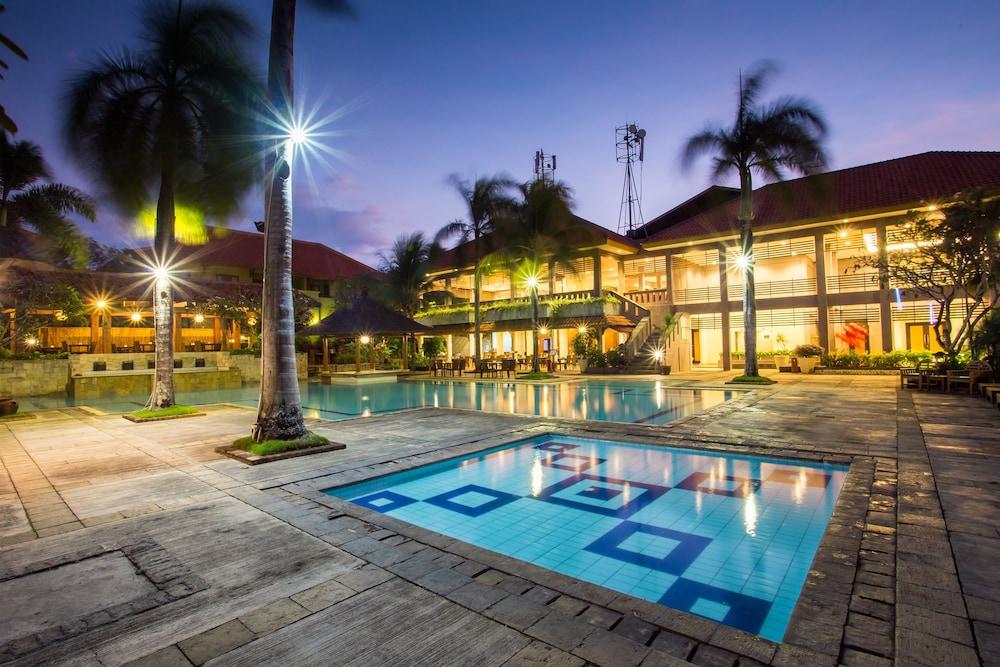 Plagoo Holiday Hotel Nusa Dua  Eksteriør billede