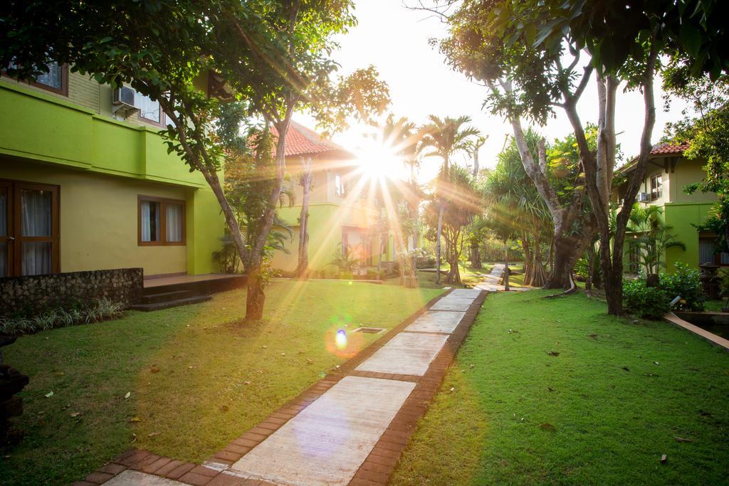 Plagoo Holiday Hotel Nusa Dua  Eksteriør billede