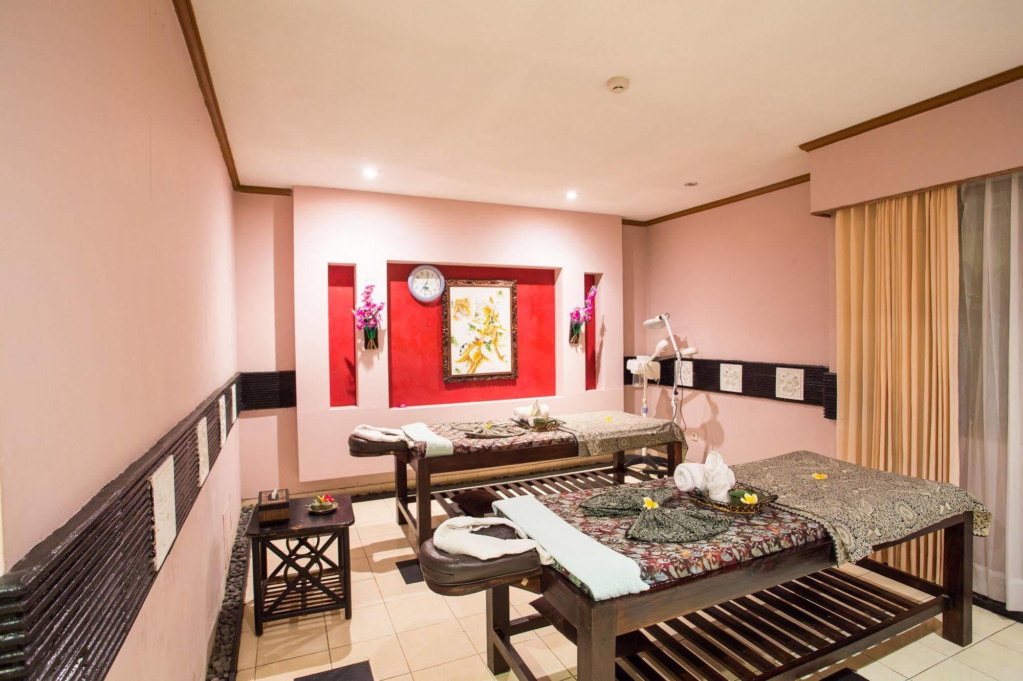 Plagoo Holiday Hotel Nusa Dua  Eksteriør billede