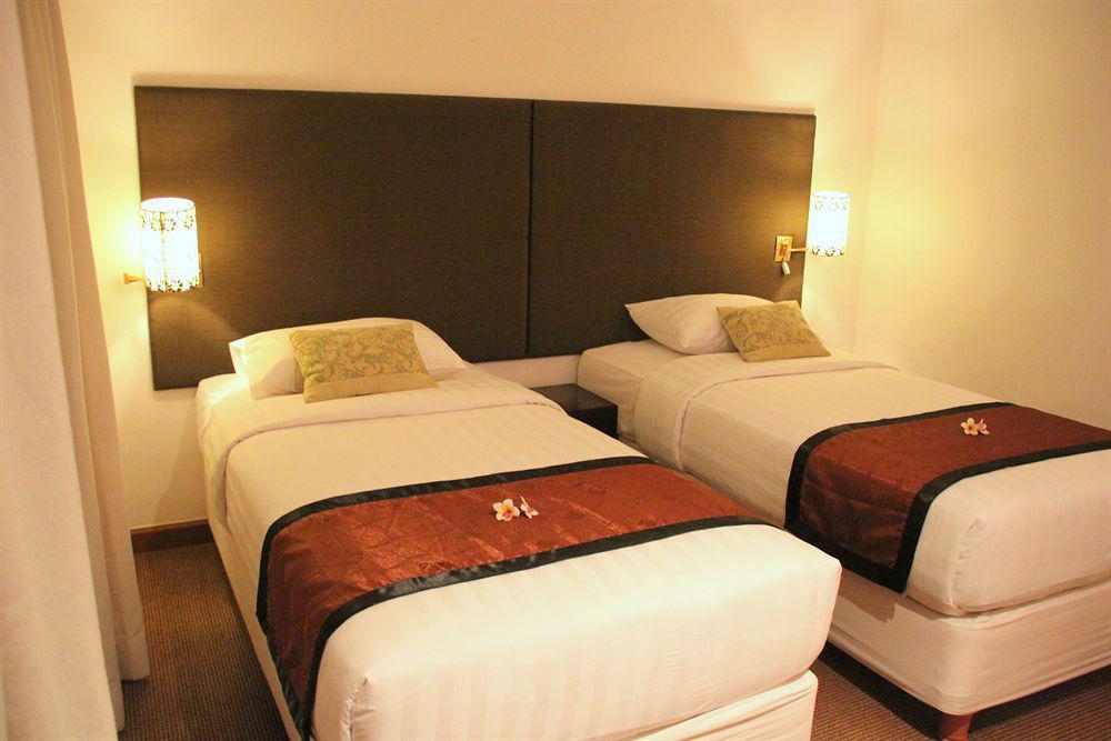 Plagoo Holiday Hotel Nusa Dua  Eksteriør billede